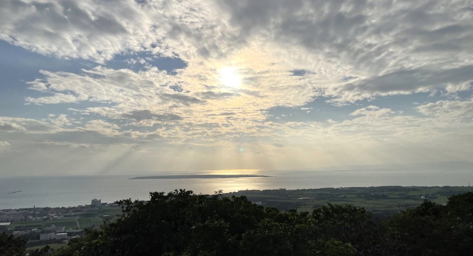 前勢岳展望台から見た竹富島