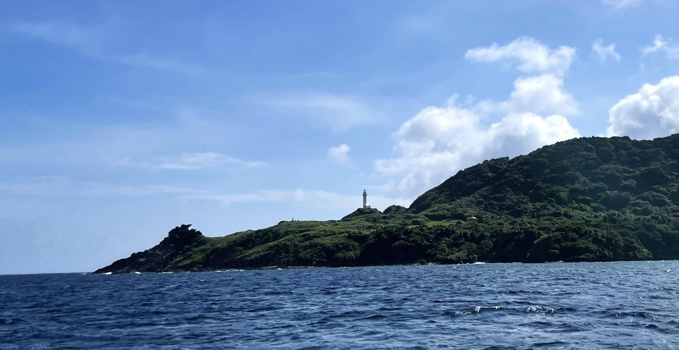 海から見た御神崎